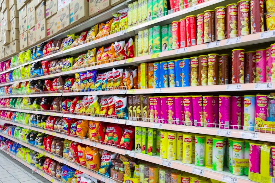 中国零食江湖30年浮沉史