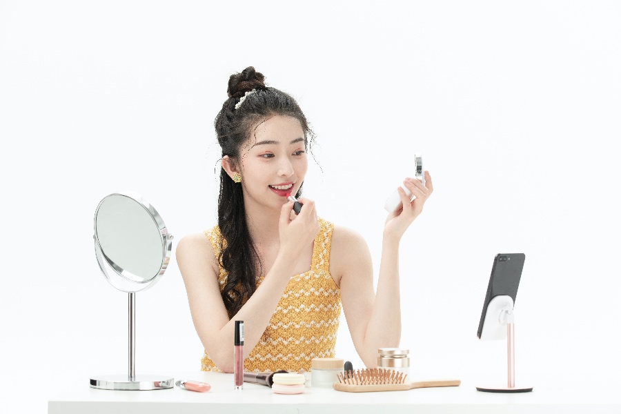 直播带货三国杀:给淘宝快手抖音排个名