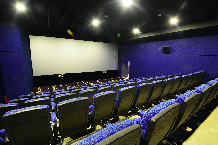 为什么300亿票房损失，只是电影产业“难”的开始？