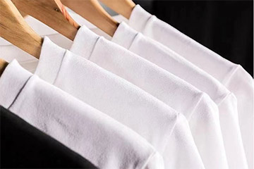 锁定中年男装市场，白小T如何用一款T恤破局？