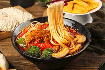 年卖22亿，一袋挂面何以撑起IPO？