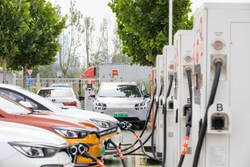 控股收购香港光电，能链智电瞄准的不只是“光伏”