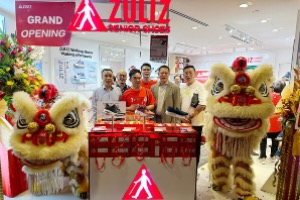 足力健海外首店ZULIZ布局新加坡