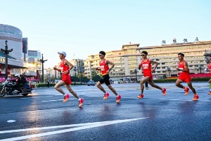 马拉松超级周末单日15+冠军中国品牌再奏凯歌