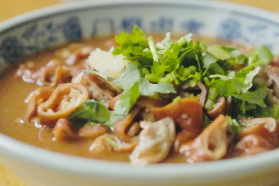 国潮寻味|对话门框胡同百年卤煮：网红、老字号、国潮风味产业的化学反应