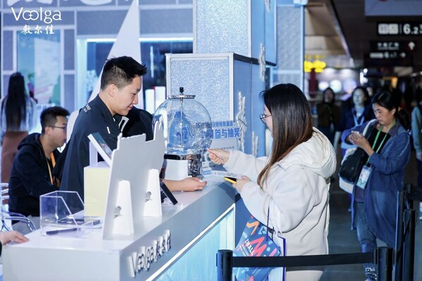 敷尔佳进博会首秀:中国品牌的科研力量